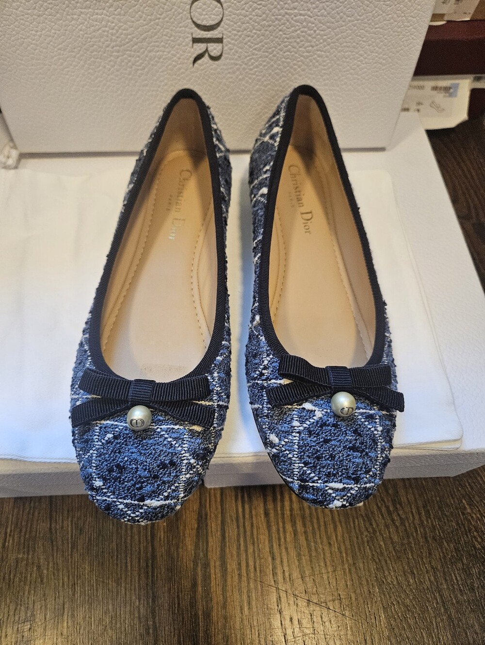 DIOR Blue Denim and White Cannage Tweed Pearl Bow Ballet Size 39 - Picture 2 of 8
